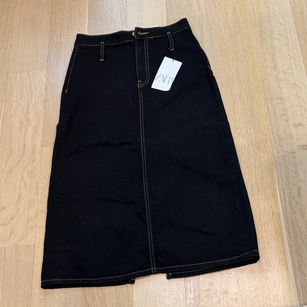 Zara Black Denim High-Waist Pencil Skirt with Contrast Stitching